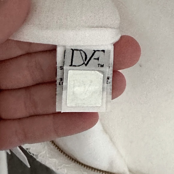 NWT Diane Von Furstenberg Lace Dress - Picture 8 of 10